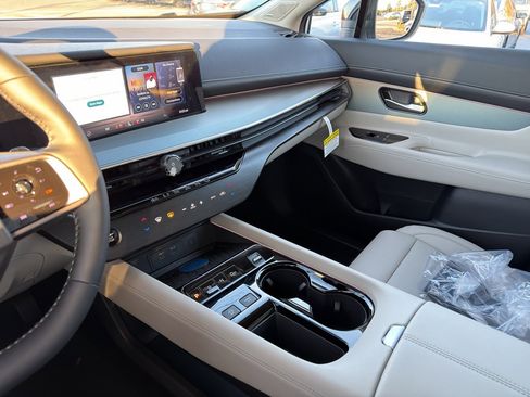 New 2026 Nissan Murano SL image 25