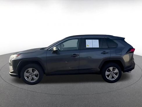 Used 2025 Toyota RAV4 XLE image 9