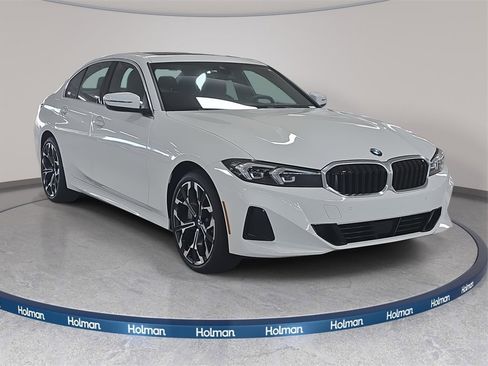 New 2026 BMW 330i xDrive Sedan w/ Driving Assistance Package image 3