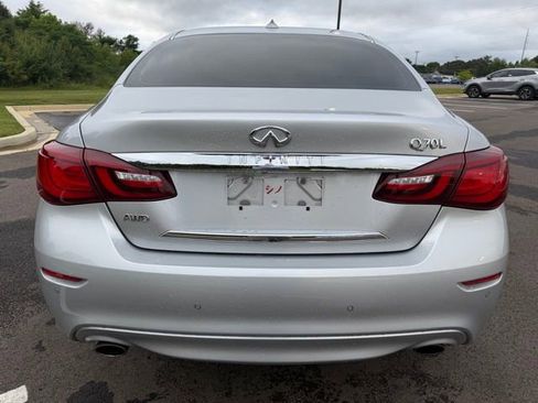 Used 2019 INFINITI Q70 L 3.7 AWD/4WD image 6