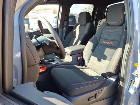 New 2026 Nissan Frontier PRO-4X w/ Pro-4x Convenience Package image 4