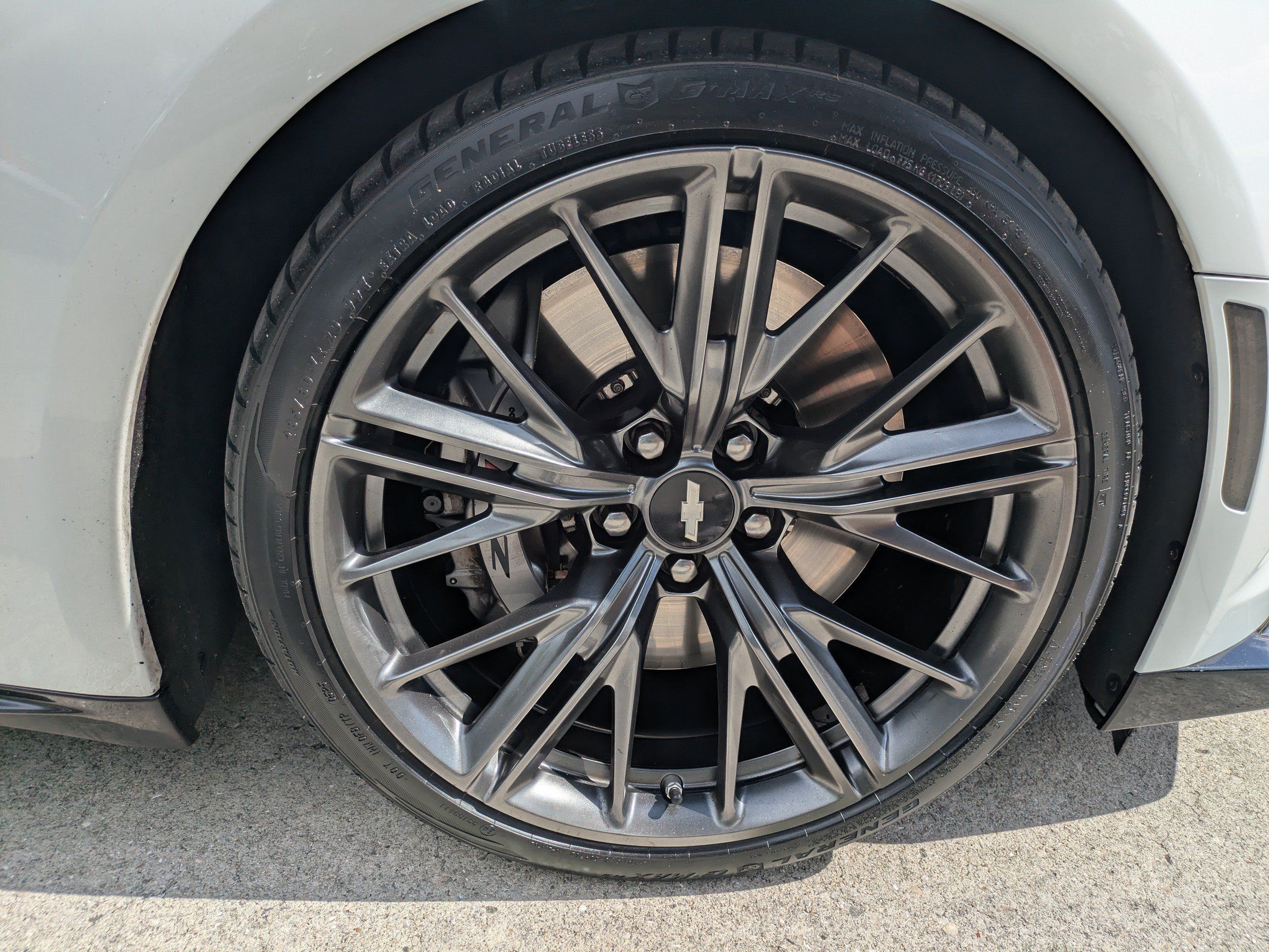 Used 2017 Chevrolet Camaro ZL1 RWD image 11
