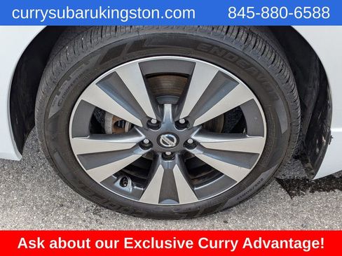 Used 2017 Nissan Sentra SL w/ SL Premium Technology Package FWD image 11