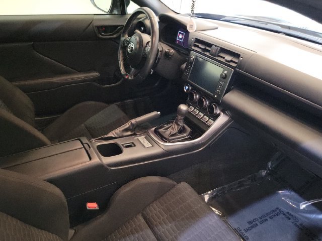 Used 2024 Toyota GR86 RWD image 8