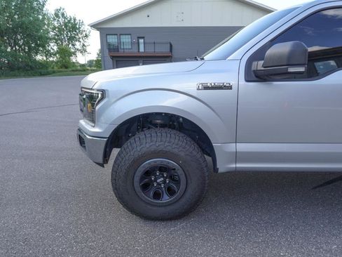 Used 2018 Ford F150 XLT w/ Equipment Group 302A Luxury AWD/4WD image 32