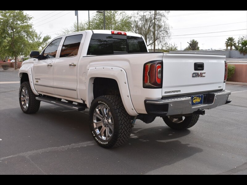 Used 2018 GMC Sierra 1500 SLT AWD/4WD image 7