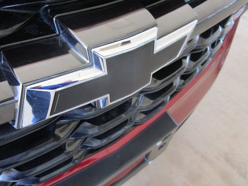 Used 2024 Chevrolet Trax RS w/ Driver Confidence Package FWD image 23