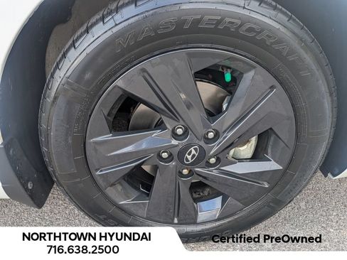 Certified 2023 Hyundai Elantra SEL FWD image 42