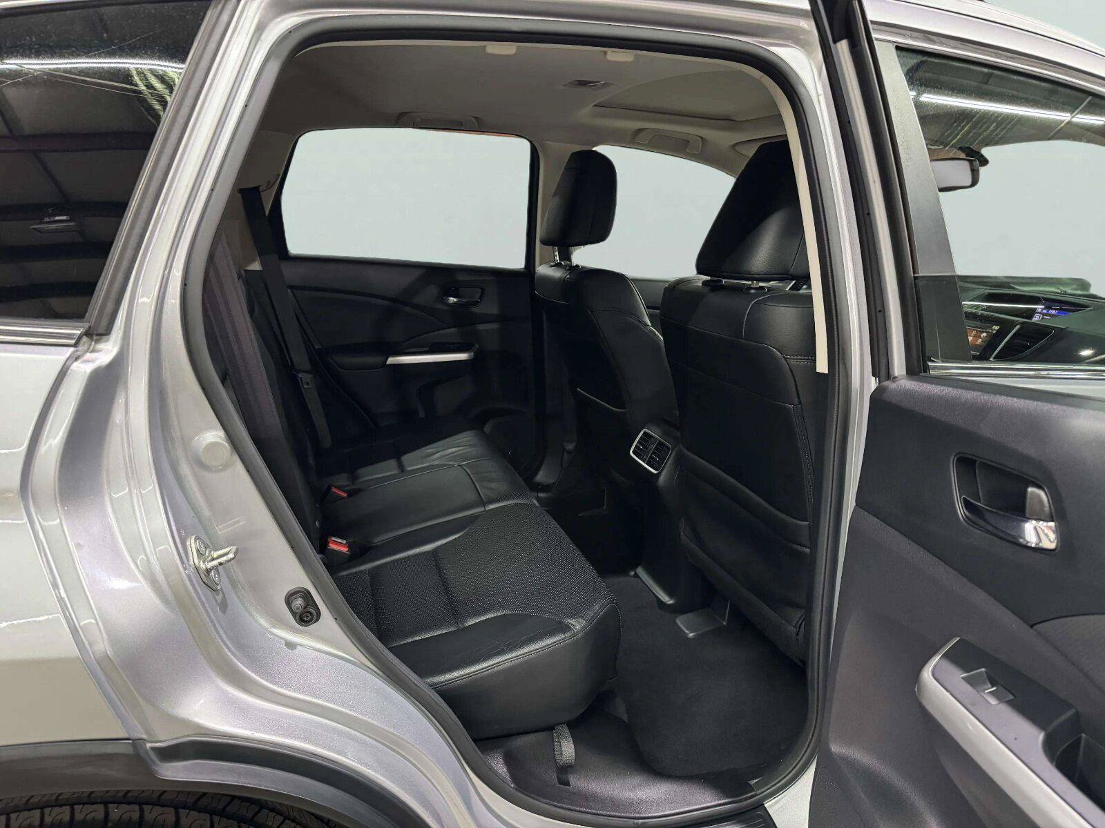 Used 2016 Honda CR-V EX-L image 33