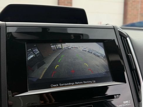 Used 2022 Subaru Crosstrek 2.0i Premium image 21