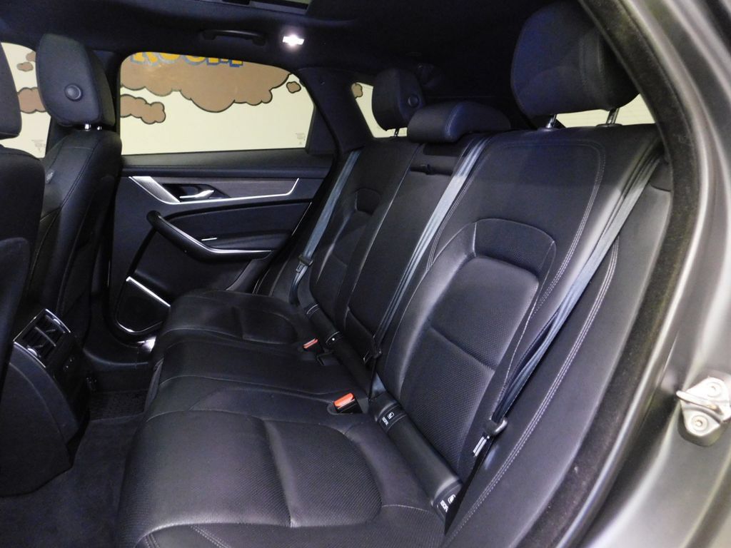 Used 2023 Jaguar F-PACE S AWD/4WD image 59