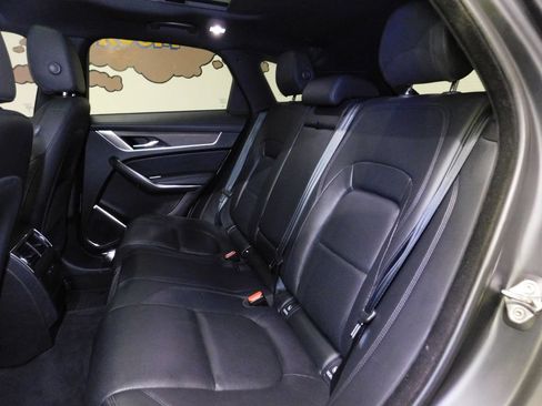 Used 2023 Jaguar F-PACE S AWD/4WD image 59