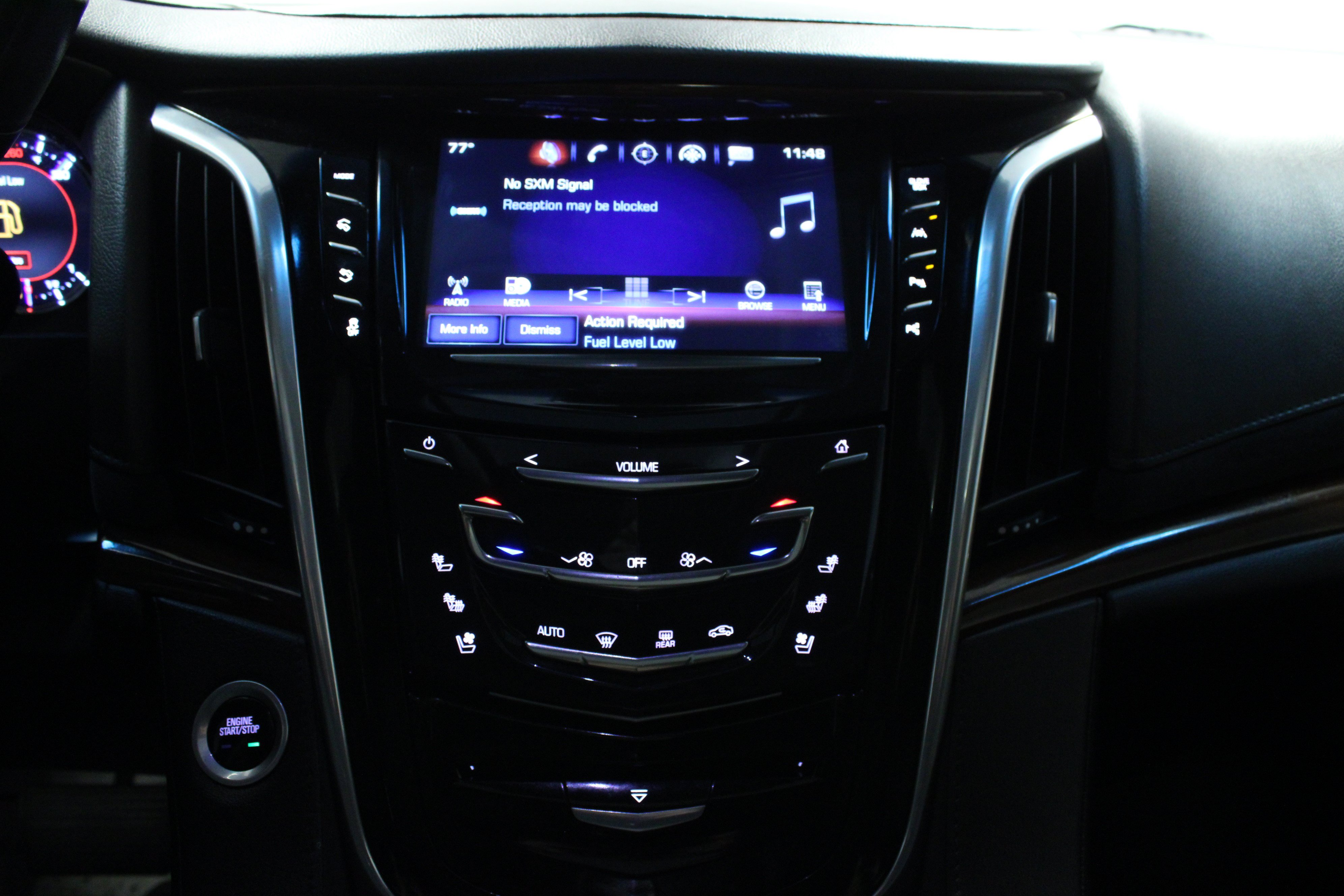 Used 2019 Cadillac Escalade ESV Luxury AWD/4WD image 25