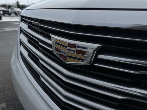 Used 2019 Cadillac XT5 Luxury image 32