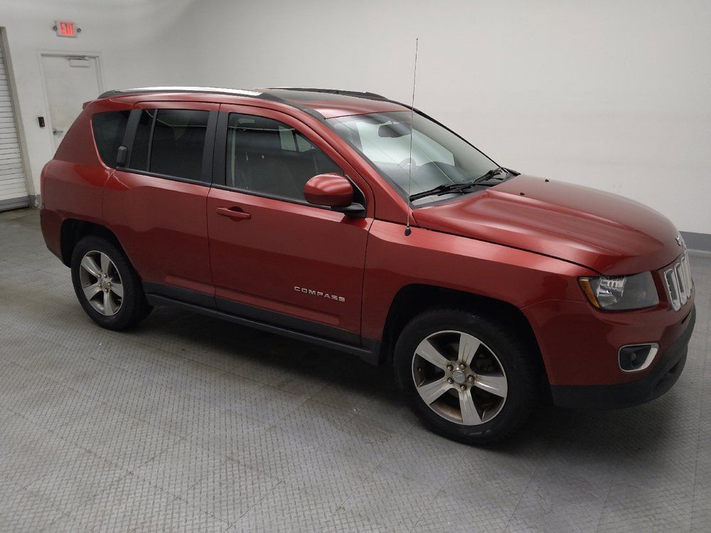 Used 2017 Jeep Compass High Altitude AWD/4WD image 11