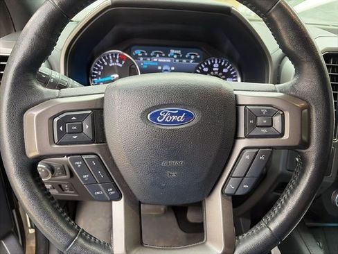 Used 2019 Ford Expedition Max XLT w/ Equipment Group 202A image 9