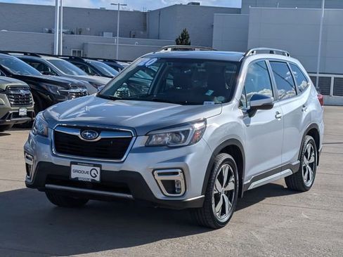 Used 2020 Subaru Forester Touring image 7