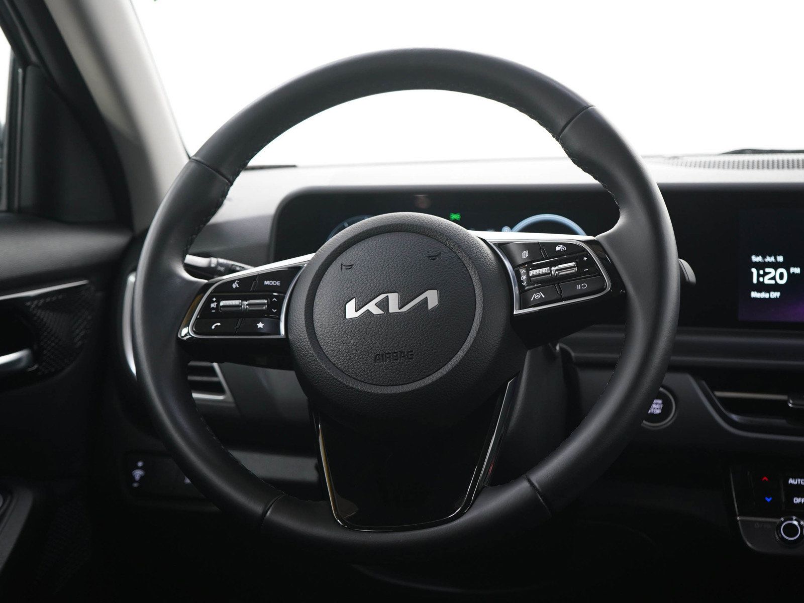 Used 2025 Kia Seltos EX w/ EX Sunroof Package AWD/4WD image 18