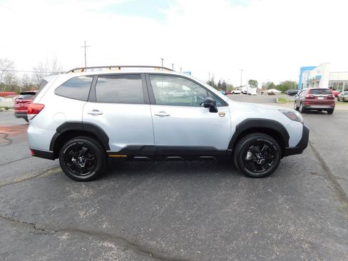 Used 2025 Subaru Forester Wilderness AWD/4WD image 2