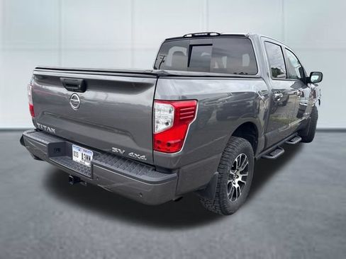 Used 2021 Nissan Titan SV w/ SV Convenience Package AWD/4WD image 4