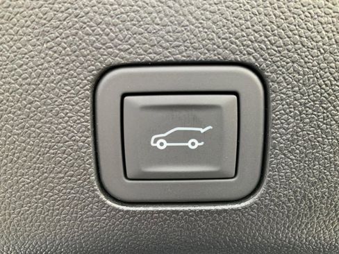 New 2026 Chevrolet Tahoe Premier AWD/4WD image 32