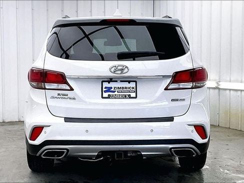 Used 2018 Hyundai Santa Fe AWD image 4
