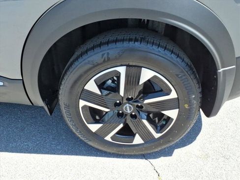 New 2026 Nissan Kicks SV w/ Cold Weather Package AWD/4WD image 4