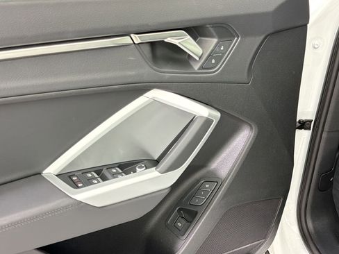 Certified 2025 Audi Q3 2.0T Premium w/ Convenience Package image 13