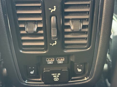 Used 2020 Jeep Grand Cherokee Summit w/ Platinum Series Group AWD/4WD image 31