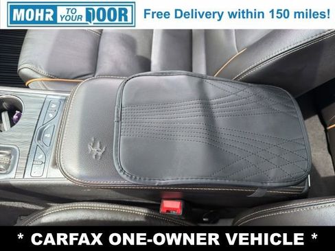 Used 2016 Chevrolet Impala LTZ w/ Enhanced Convenience Package FWD image 22