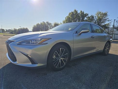 New 2025 Lexus ES 350 w/ Premium Package image 7