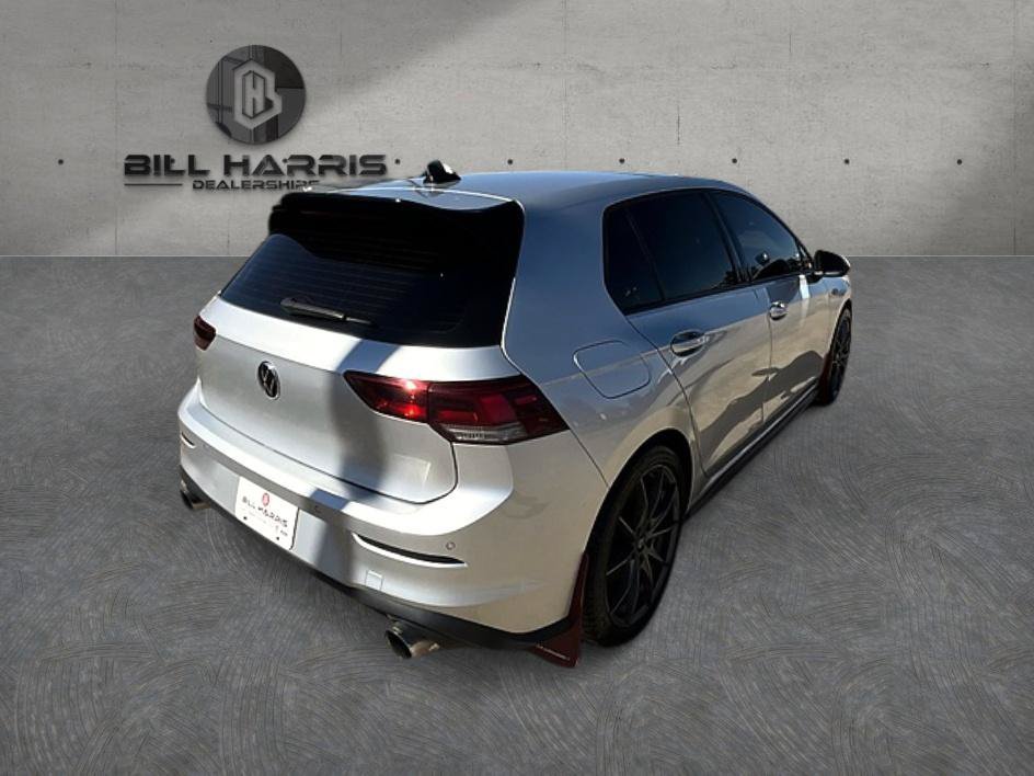 Used 2022 Volkswagen GTI SE FWD image 6
