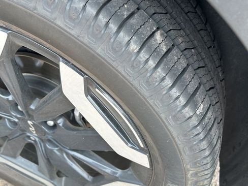 Used 2023 Kia Telluride S FWD image 11