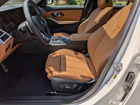 New 2026 BMW 330i Sedan w/ M Sport Package RWD image 15