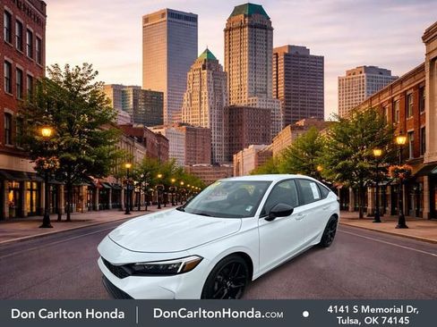 Used 2025 Honda Civic Sport image 3