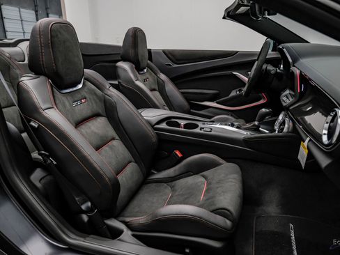 Used 2024 Chevrolet Camaro ZL1 RWD image 61