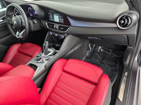 Used 2024 Alfa Romeo Giulia Ti w/ Performance Driving Package RWD image 18