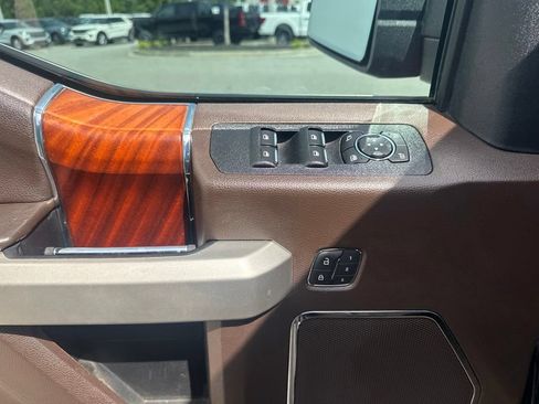 Used 2019 Ford F150 King Ranch w/ Equipment Group 601A Luxury AWD/4WD image 12