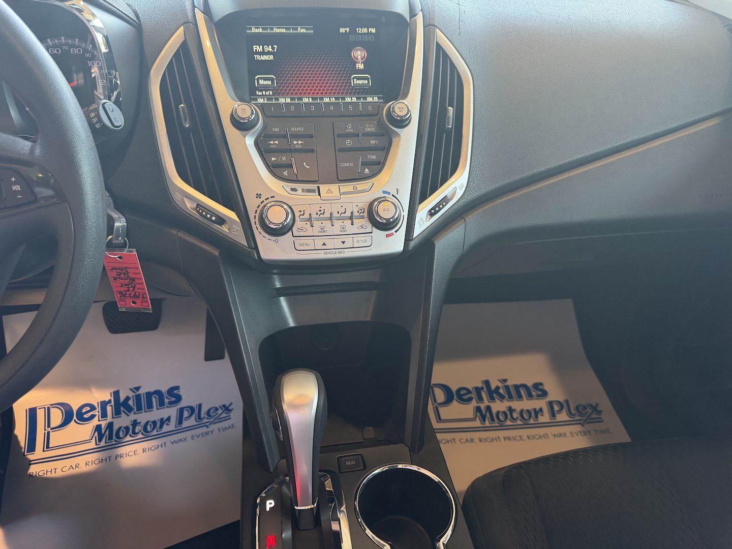 Used 2015 GMC Terrain SLE FWD image 19
