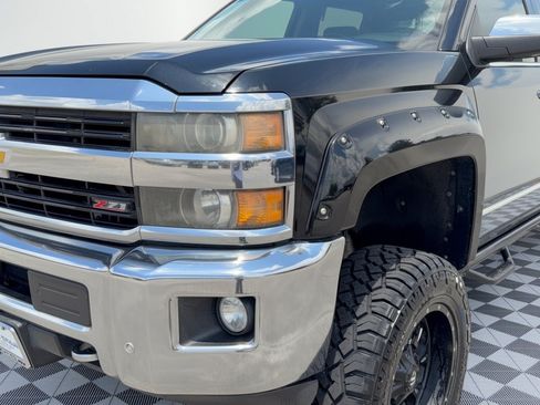 Used 2015 Chevrolet Silverado 2500 LTZ AWD/4WD image 12