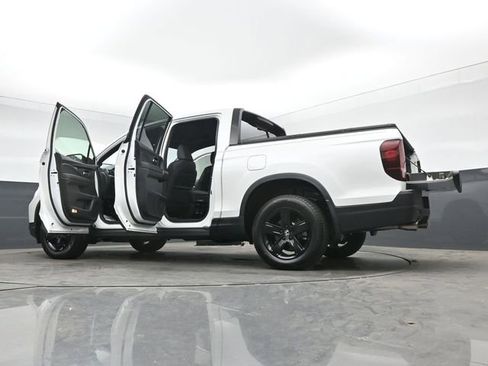 Used 2023 Honda Ridgeline Black Edition image 49