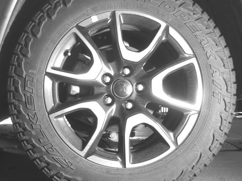 Used 2025 Jeep Compass Trailhawk AWD/4WD image 14
