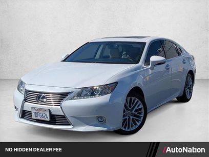 Used 2014 Lexus ES 350 w/ Luxury Package