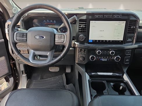 Used 2024 Ford F350 Lariat w/ Lariat Ultimate Package AWD/4WD image 13