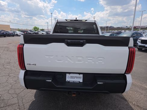 Used 2022 Toyota Tundra SR5 AWD/4WD image 8