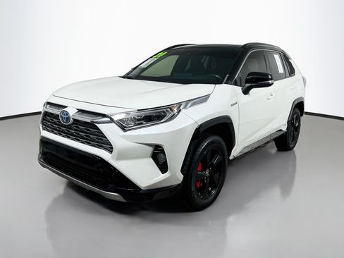 Used 2020 Toyota RAV4 XSE w/ XSE Grade Weather Package AWD/4WD image 10