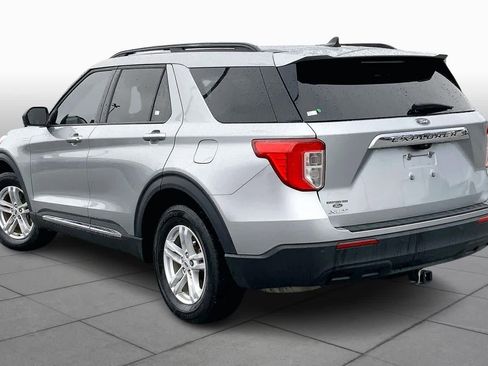 Certified 2023 Ford Explorer XLT image 11