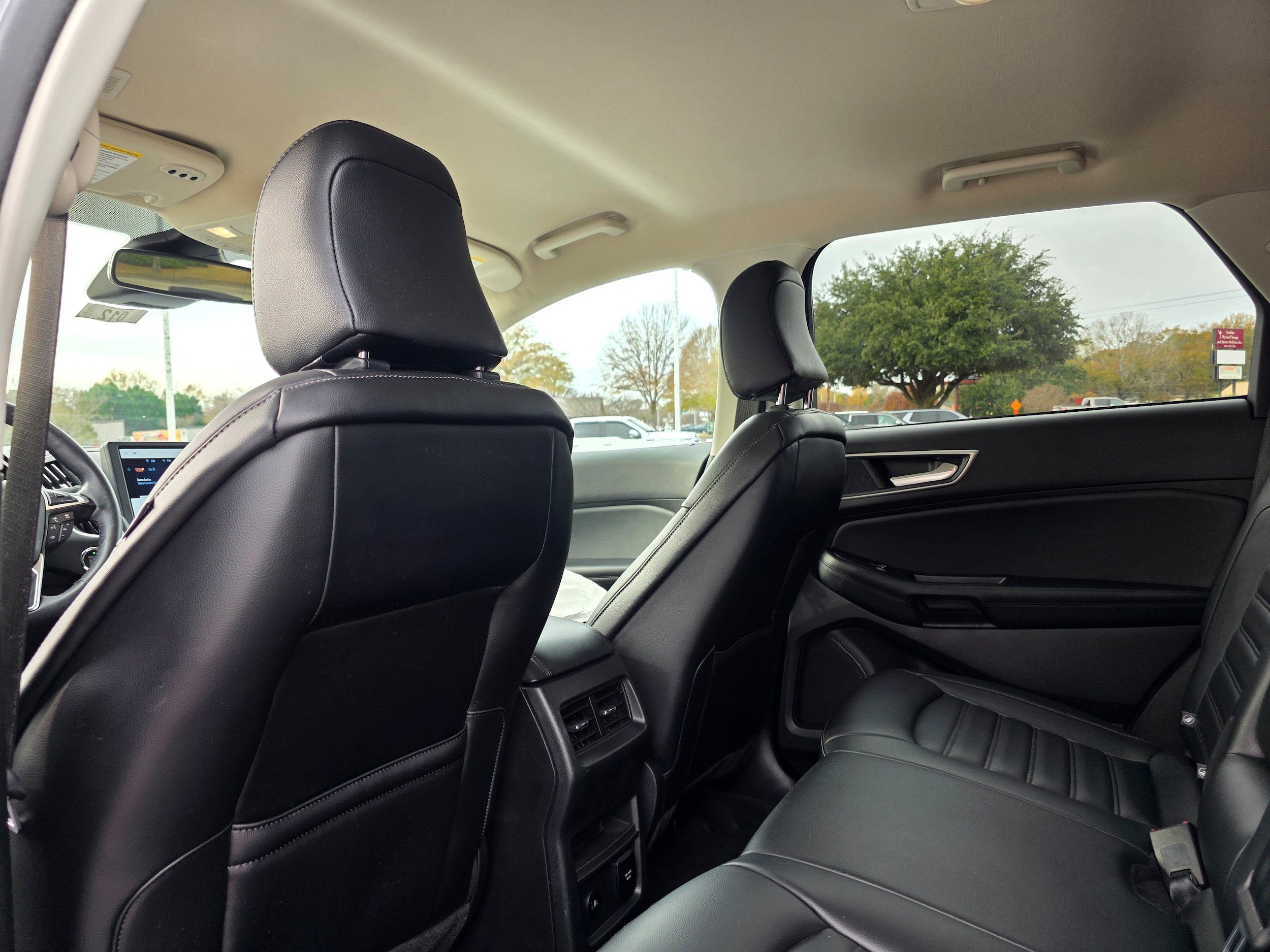 Used 2024 Ford Edge SEL w/ Convenience Package AWD/4WD image 13