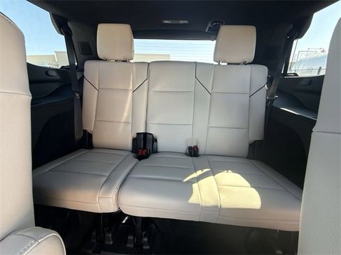 Used 2024 Cadillac Escalade Sport w/ LPO, ONYX Package image 23