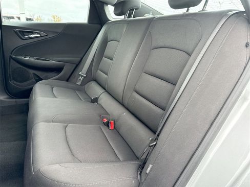 Used 2021 Chevrolet Malibu LS image 23